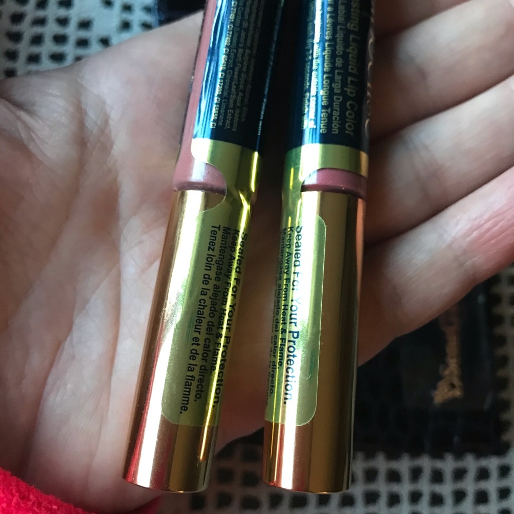 Lipsense bundle - Picture 3 of 4